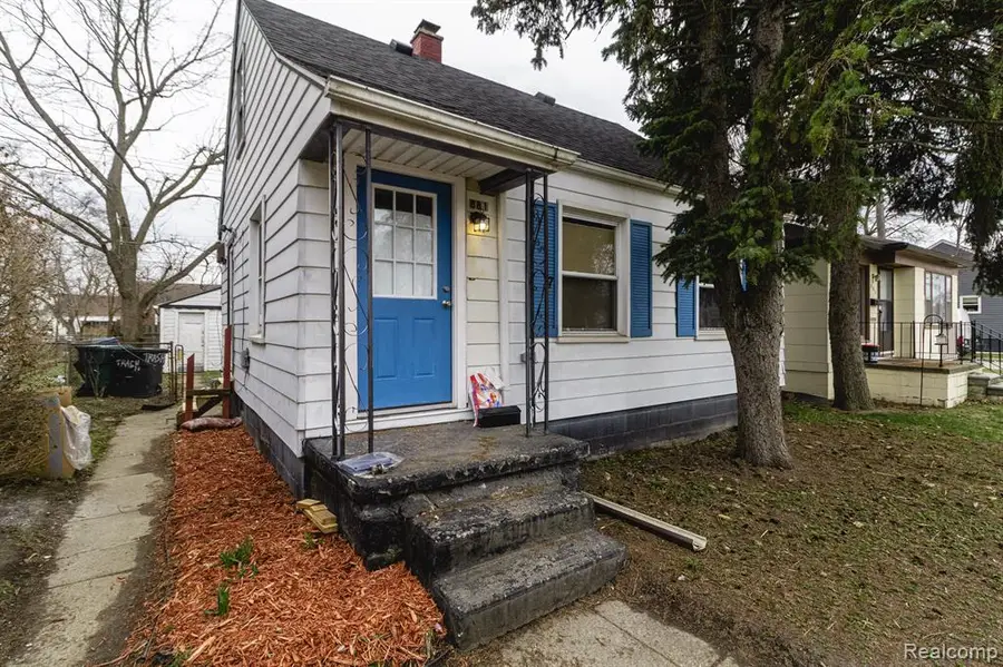 881 Garfield, Lincoln Park, MI 48146 - #3