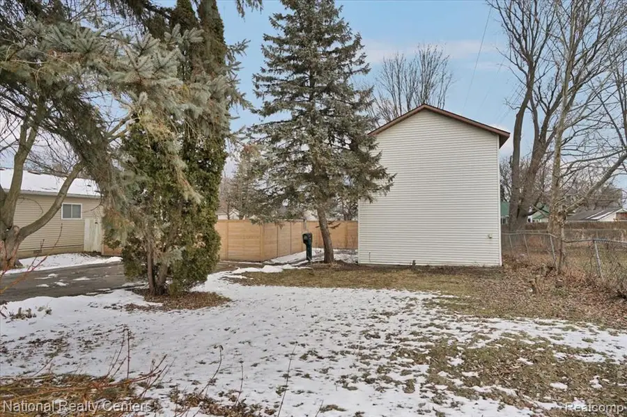 26 Turrill, Lapeer, MI 48446 - #3