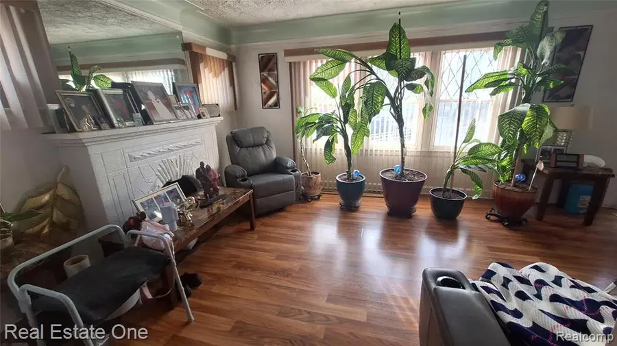 15094 Strathmoor, Detroit, MI  - #3