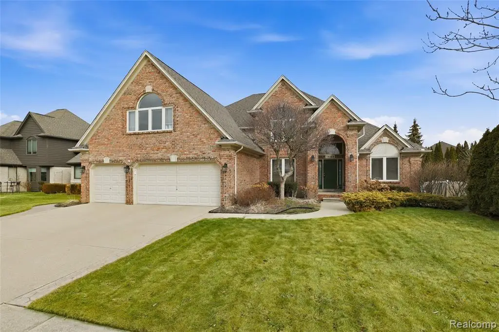 19389 Lakeland, Macomb, MI  - #1