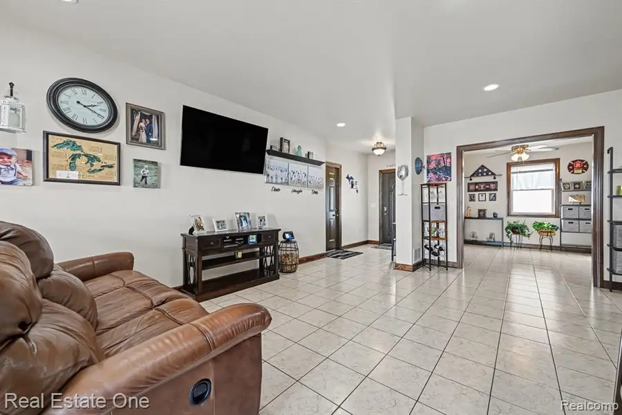 2061 Rosedale, West Bloomfield, MI  - #2