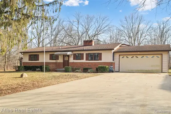 4386 Bennett, Burton, MI 