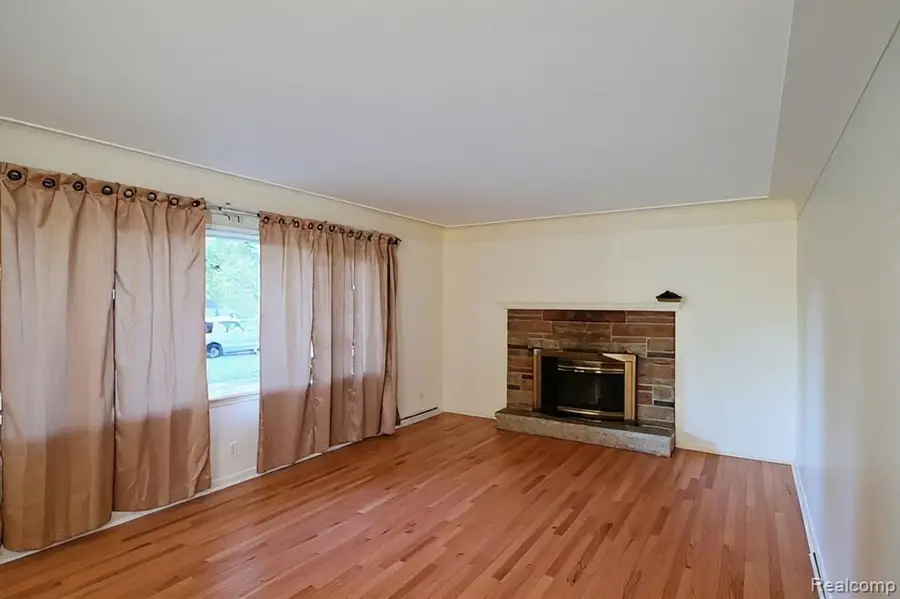 734 N Monroe, Monroe, MI  - #2