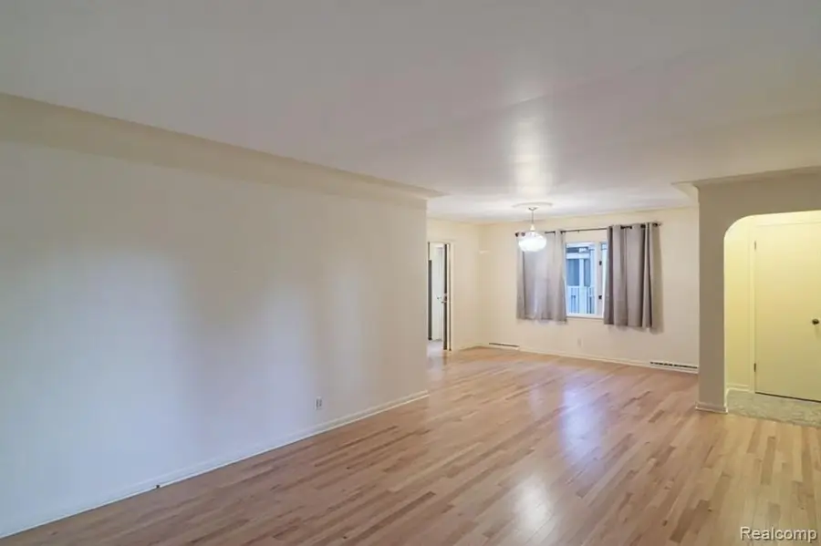 734 N Monroe, Monroe, MI  - #3