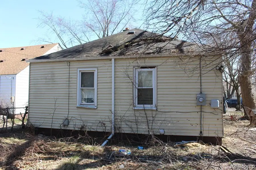 20251 Chapel, Detroit, MI  - #3