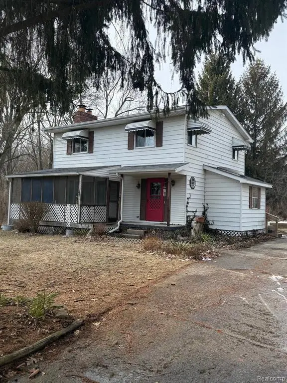 3590 Lippincott, Lapeer, MI  - #1