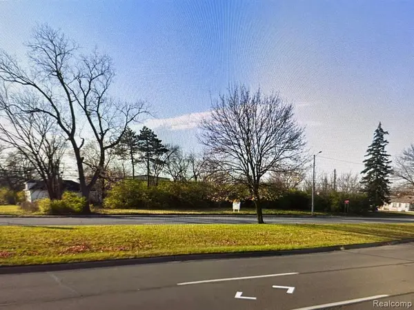 28437 Michigan Ave, Inkster, MI 48141