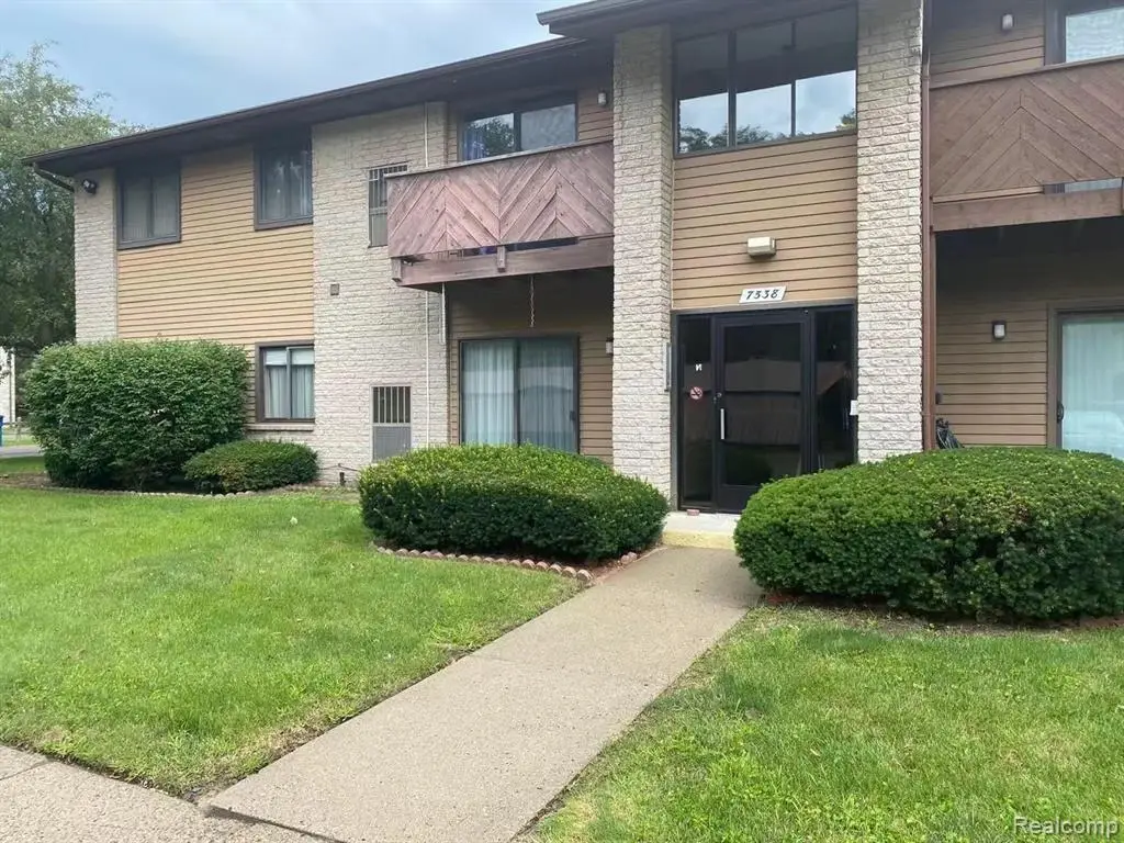 7538 Manor Circle #102, Westland, MI  - #1