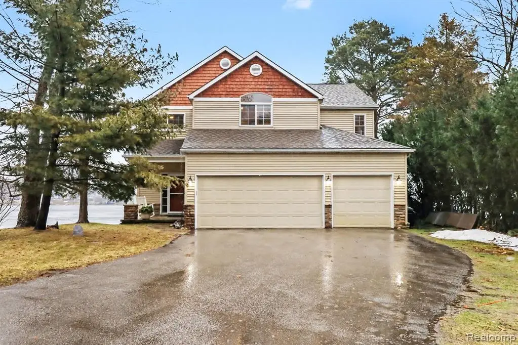 4372 Lamson, Waterford, MI  - #1