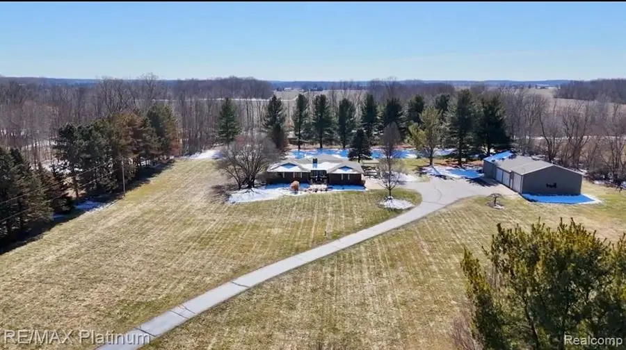 3725 W Howell, Mason, MI 48854 - #3