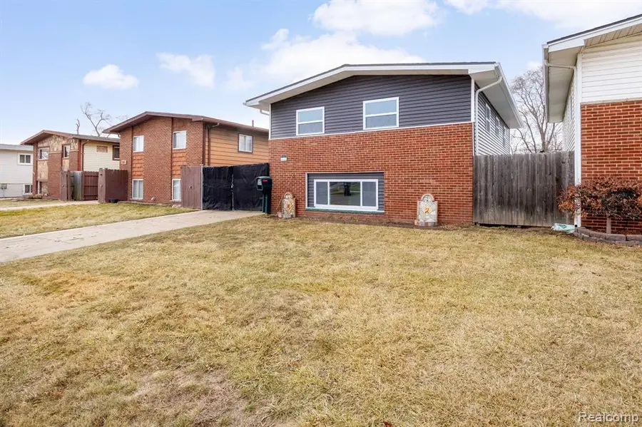 4640 6th, Ecorse, MI 48229 - #3