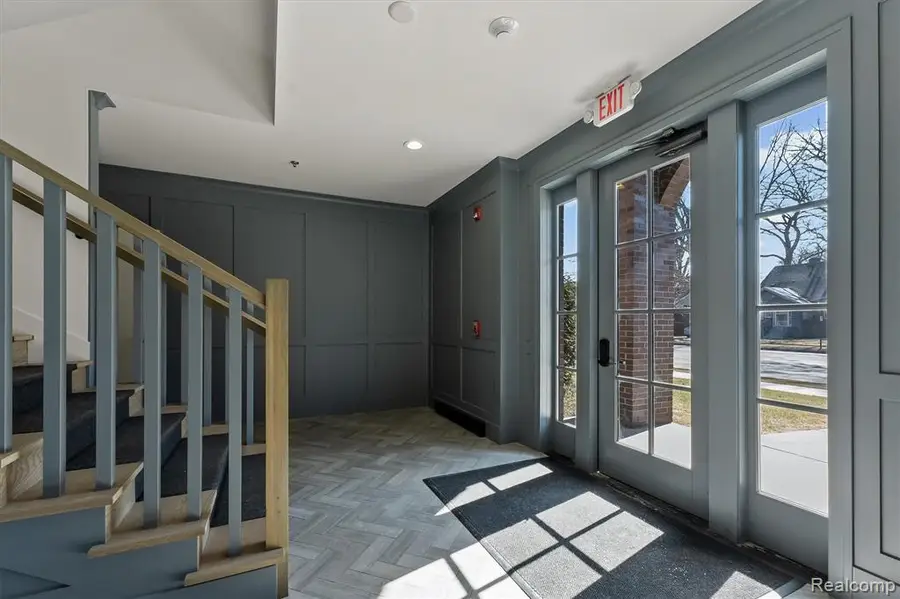 936 W 11 Mile, Royal Oak, MI  - #2