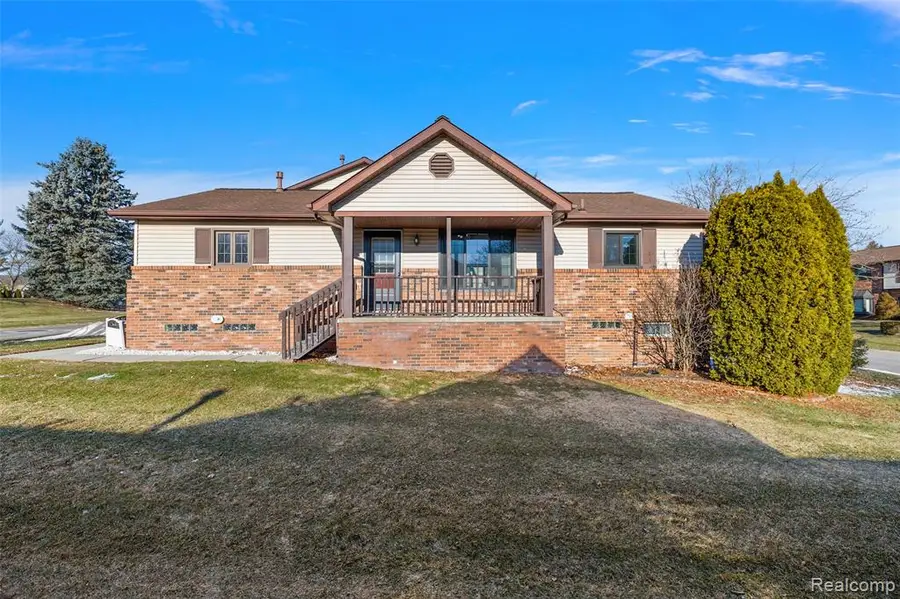 2322 London Bridge #60, Rochester Hills, MI  - #3