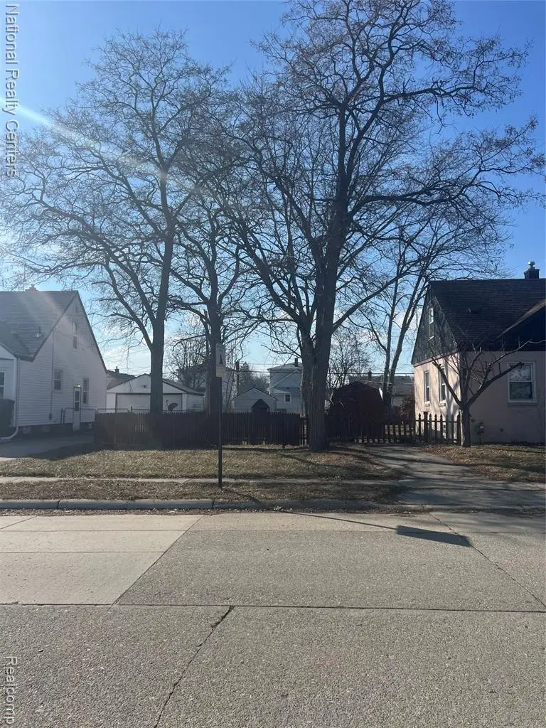 0000 Rausch, Eastpointe, MI 48021 - #2