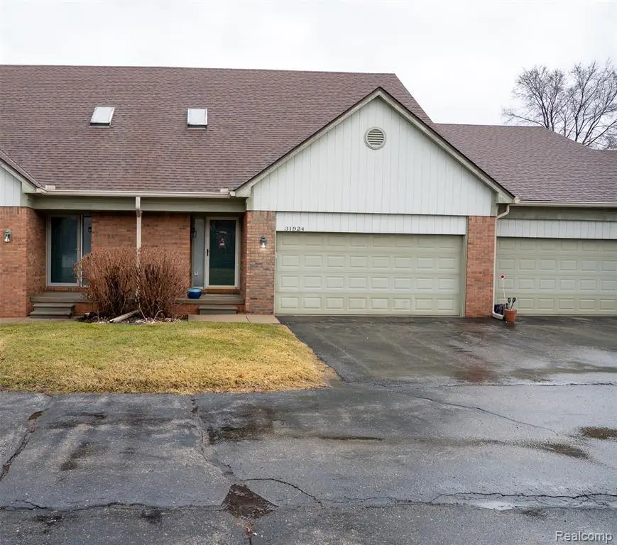 31924 Joseph Anthony #2, Warren, MI  - #1