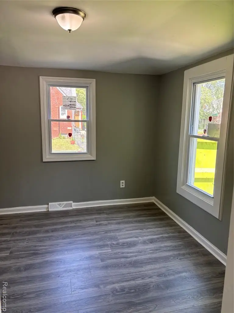 10891 Mogul, Detroit, MI  - #2