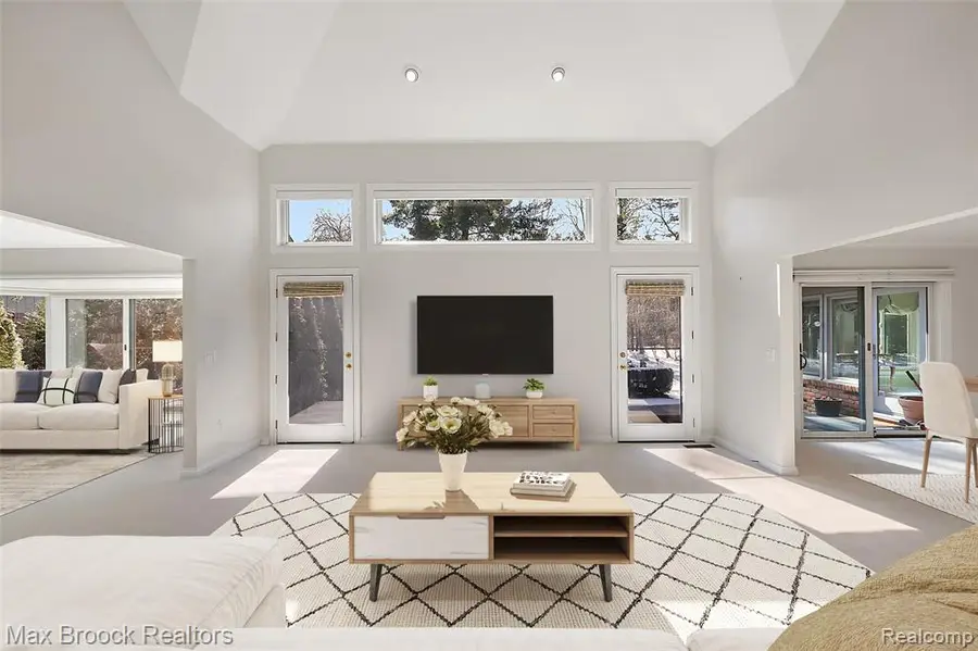 3673 York, Bloomfield Hills, MI  - #3