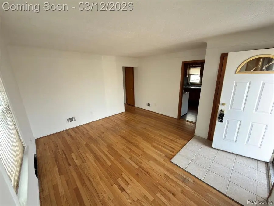 1765 Garfield, Lincoln Park, MI 48146 - #2