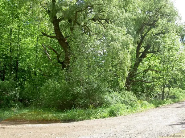 0000 Bridge, Clarkston, MI 48329