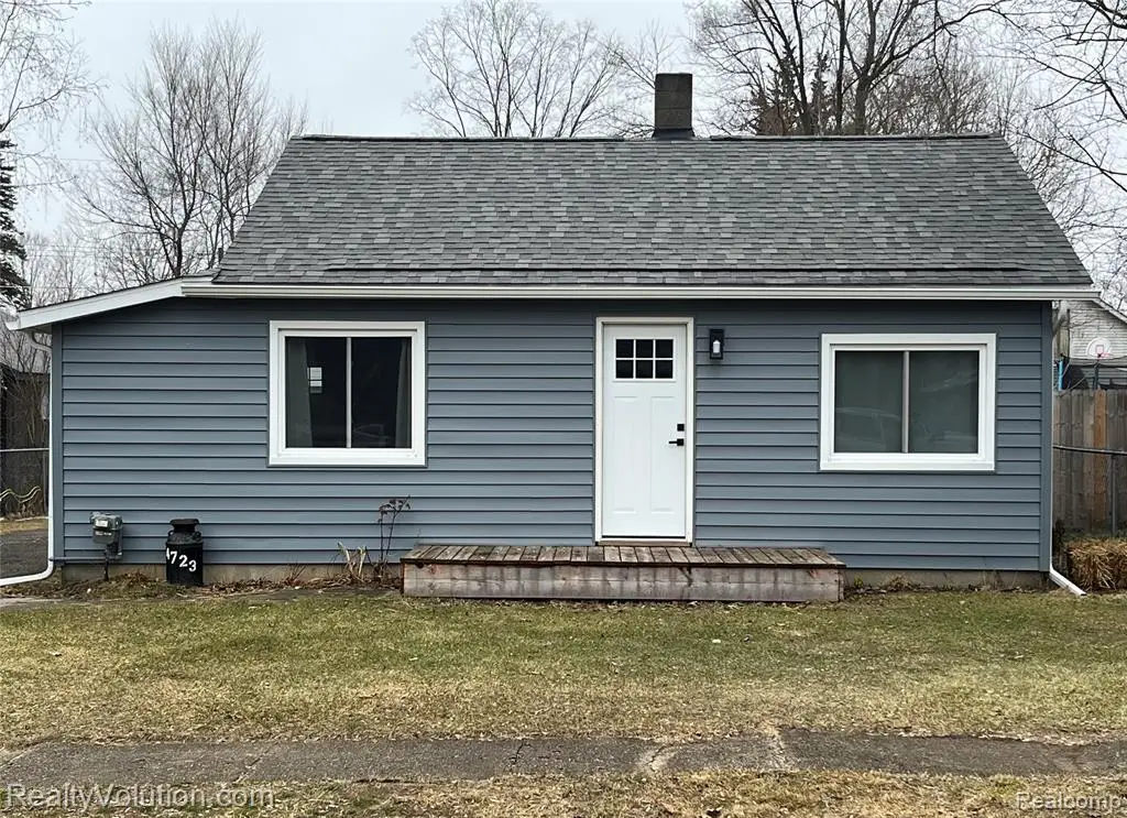 4723 4th, Columbiaville, MI  - #1