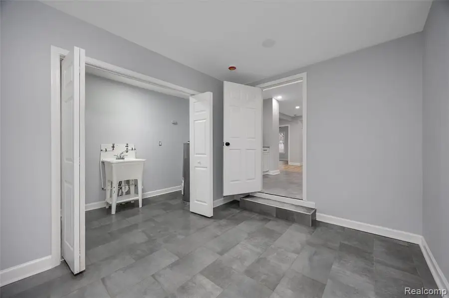 18191 Kentfield, Detroit, MI  - #2