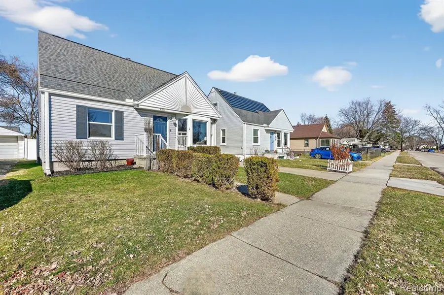 438 W Brockton, Madison Heights, MI 48071 - #2