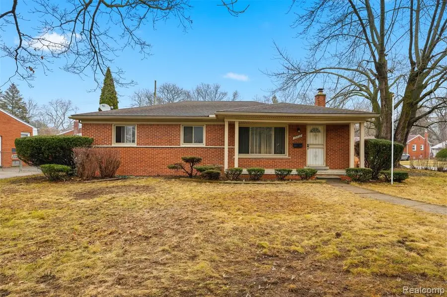 19952 Garfield, Redford, MI  - #2