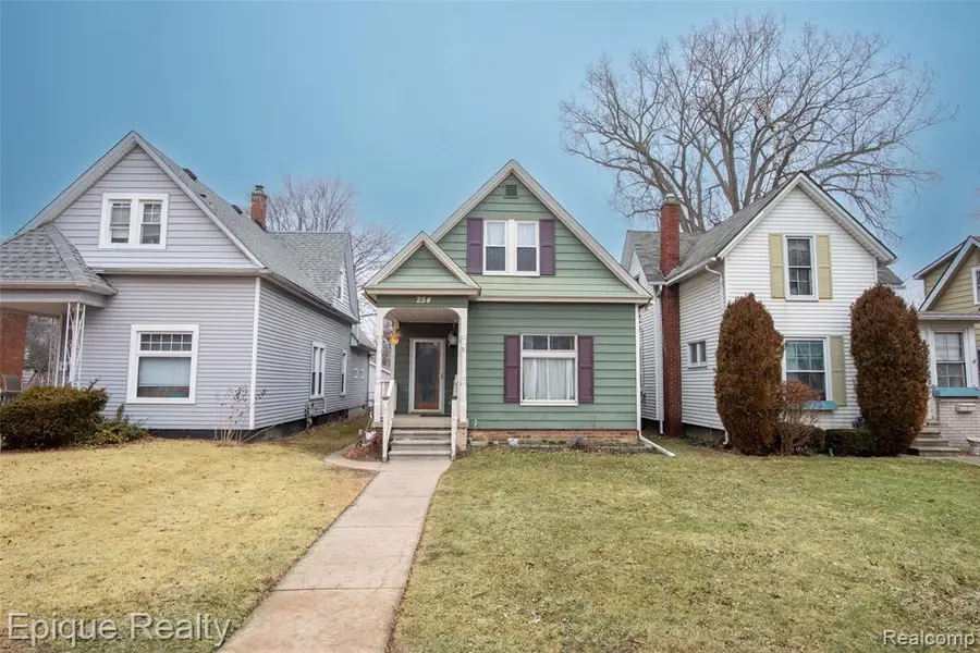 254 Euclid, Mount Clemens, MI  - #2