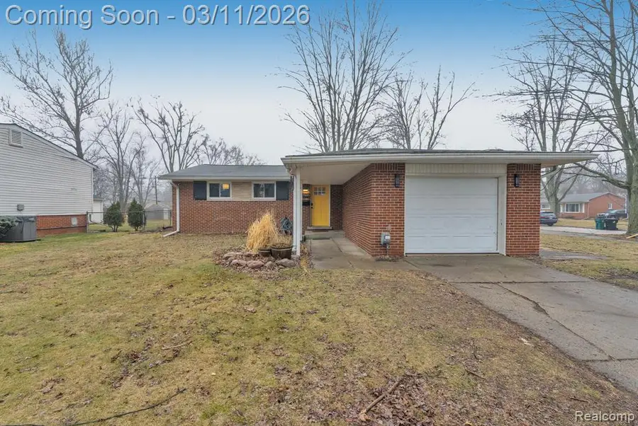 27445 Doreen, Farmington, MI  - #2
