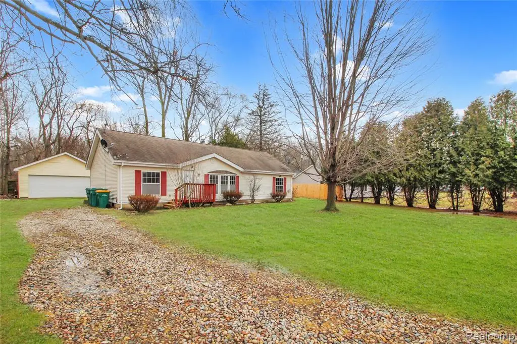 7175 Ozga, Romulus, MI  - #1