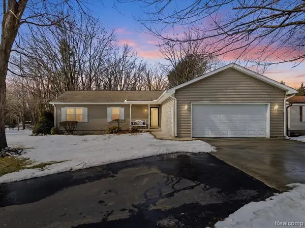 8431 Lakeshore, Burtchville, MI 