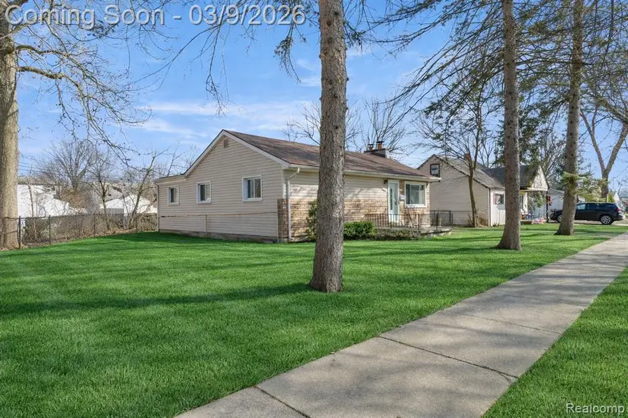 4417 Bedford, Dearborn Heights, MI  - #3