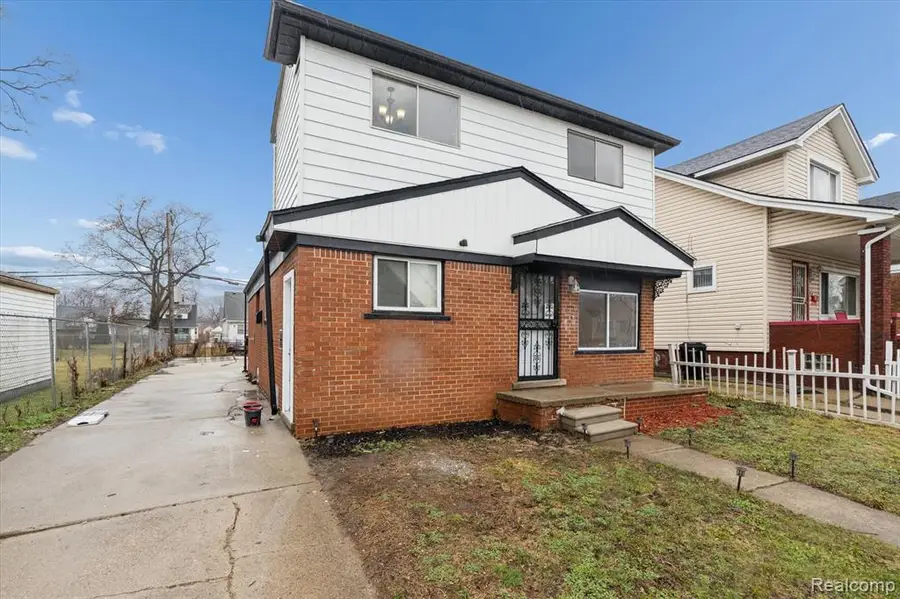 18821 Albany, Detroit, MI  - #2