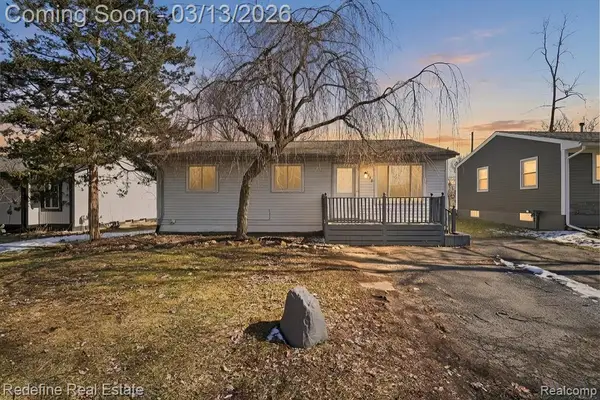 2236 Mentone, Wolverine Lake, MI 48390