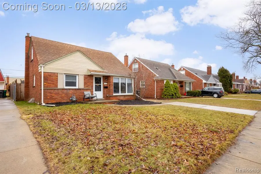 1123 16th, Wyandotte, MI 48192 - #2