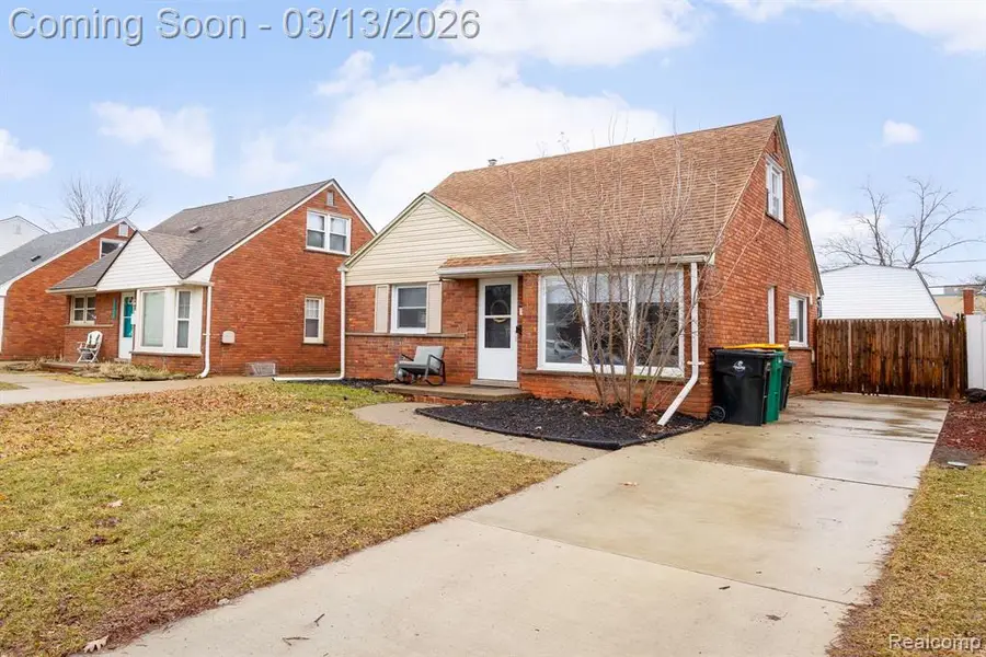 1123 16th, Wyandotte, MI 48192 - #3