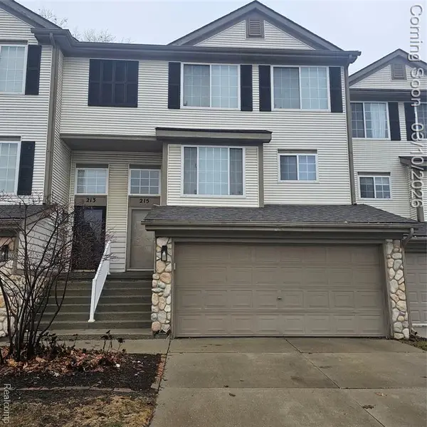 215 Oak Ridge, Pontiac, MI 