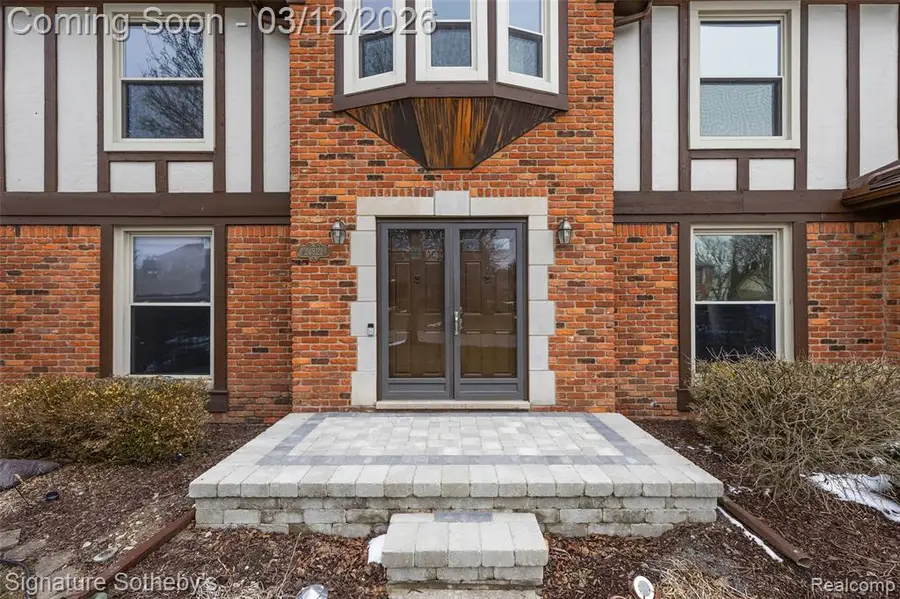 24822 Portsmouth, Novi, MI 48374 - #2