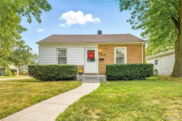 1986 Leitch, Fenton, MI 48220