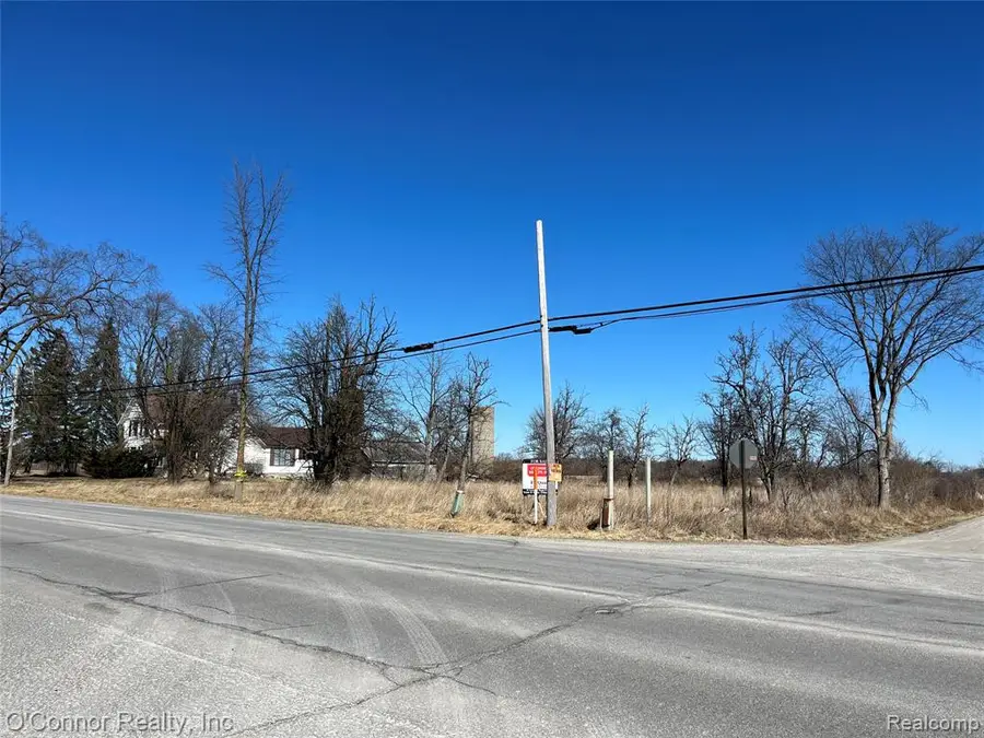 3520 Capac, Capac, MI  - #2