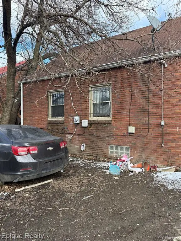 9997 Robson, Detroit, MI  - #2