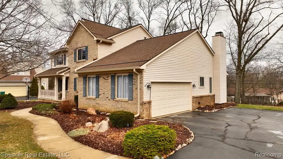 6350 Waldon Woods, Clarkston, MI  - #3