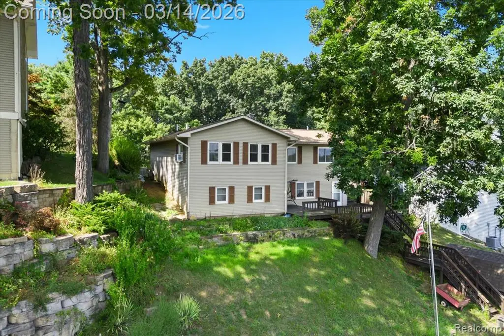 978 Ridge, Chelsea, MI 48118 - #1