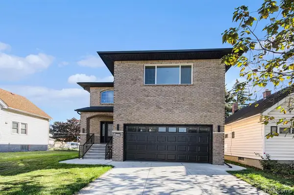 5268 Hartwell, Dearborn, MI 48126