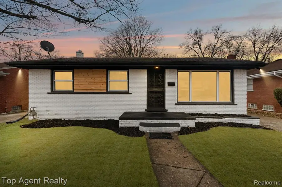 20527 Chapel, Detroit, MI  - #2