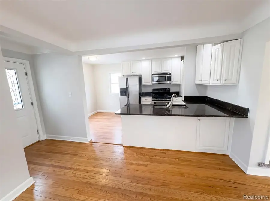 1824 E Hudson, Royal Oak, MI  - #3