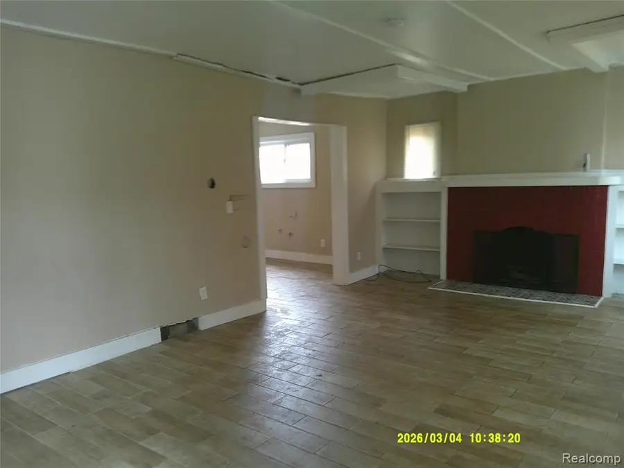 4327 Courville, Detroit, MI  - #2