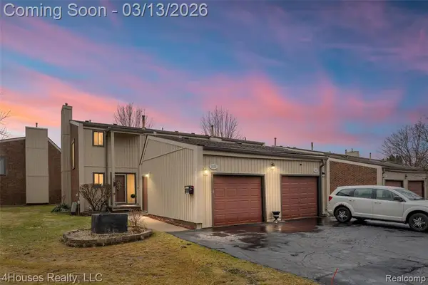 25039 N Woodvale #25, Southfield, MI 