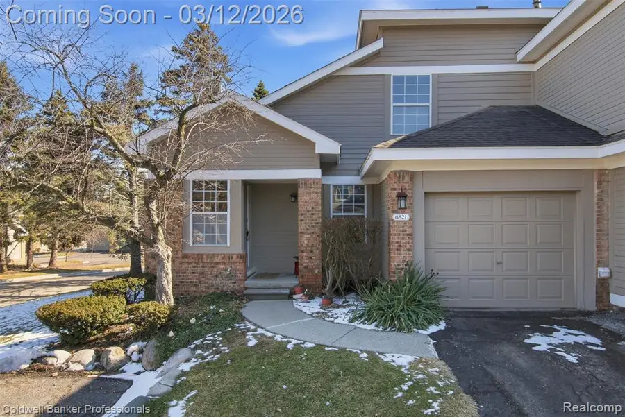 6821 Kindling, West Bloomfield, MI  - #2