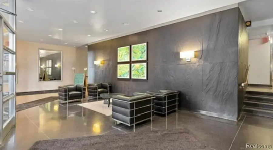 8200 Jefferson #803, Detroit, MI 48214 - #3